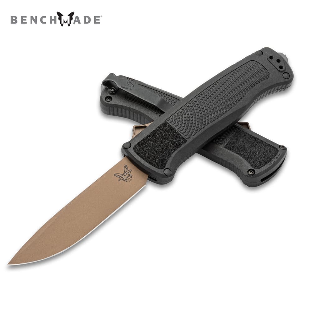 Full image of the Benchmade Shootout Auto OTF Drop Point opened and closed. image number 0