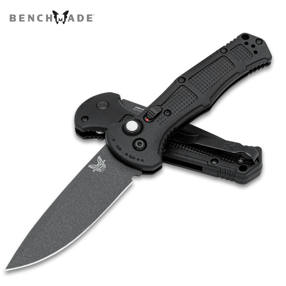The Benchmade Claymore Automatic Knife shown open and closed image number 0