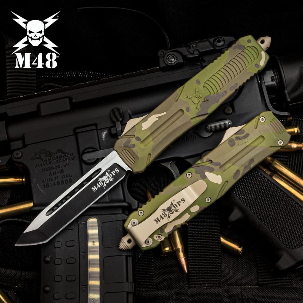 The M48 Multi-Cam Automatic OTF Knife both open and closed position image number 0
