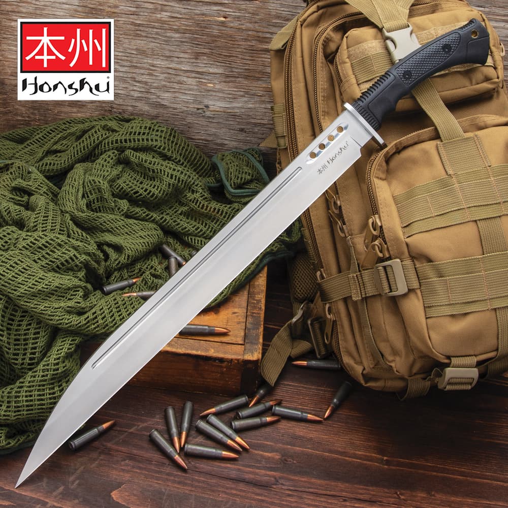 An exceptional addition to the Boshin line of tactical weapons, which blends tradition and innovation and style and function image number 0