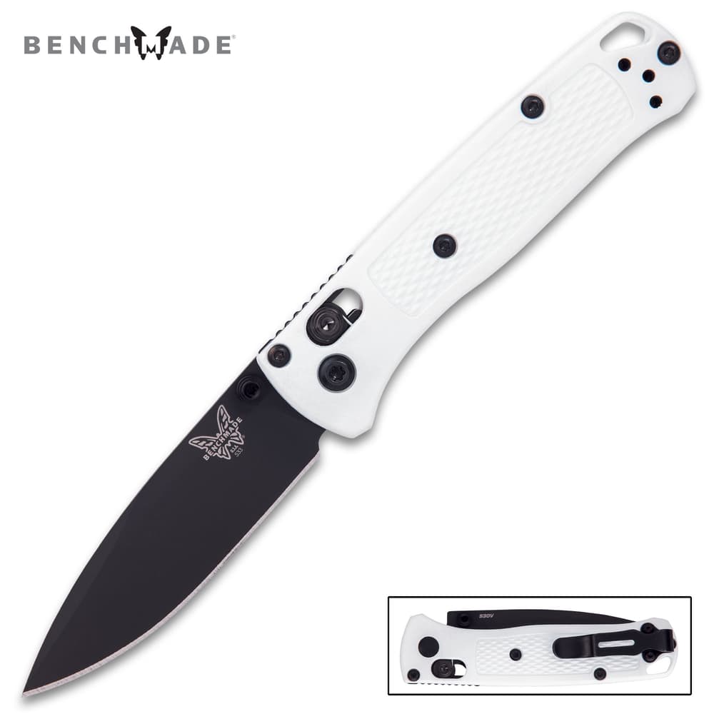 It has a black, razor-sharp 2 4/5” CPM-S30V steel drop-point blade with a 58-60 HRC image number 0