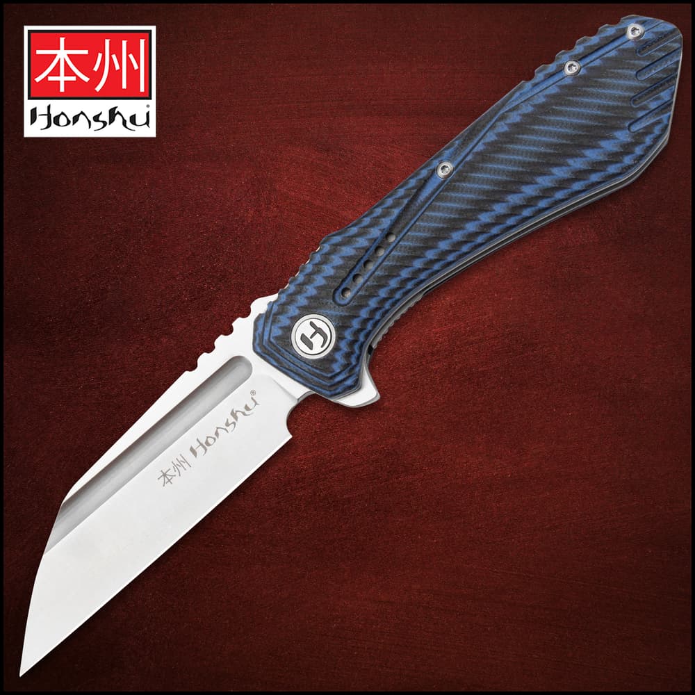 The Honshu Sumorusodo Black and Blue Pocket Knife. image number 0