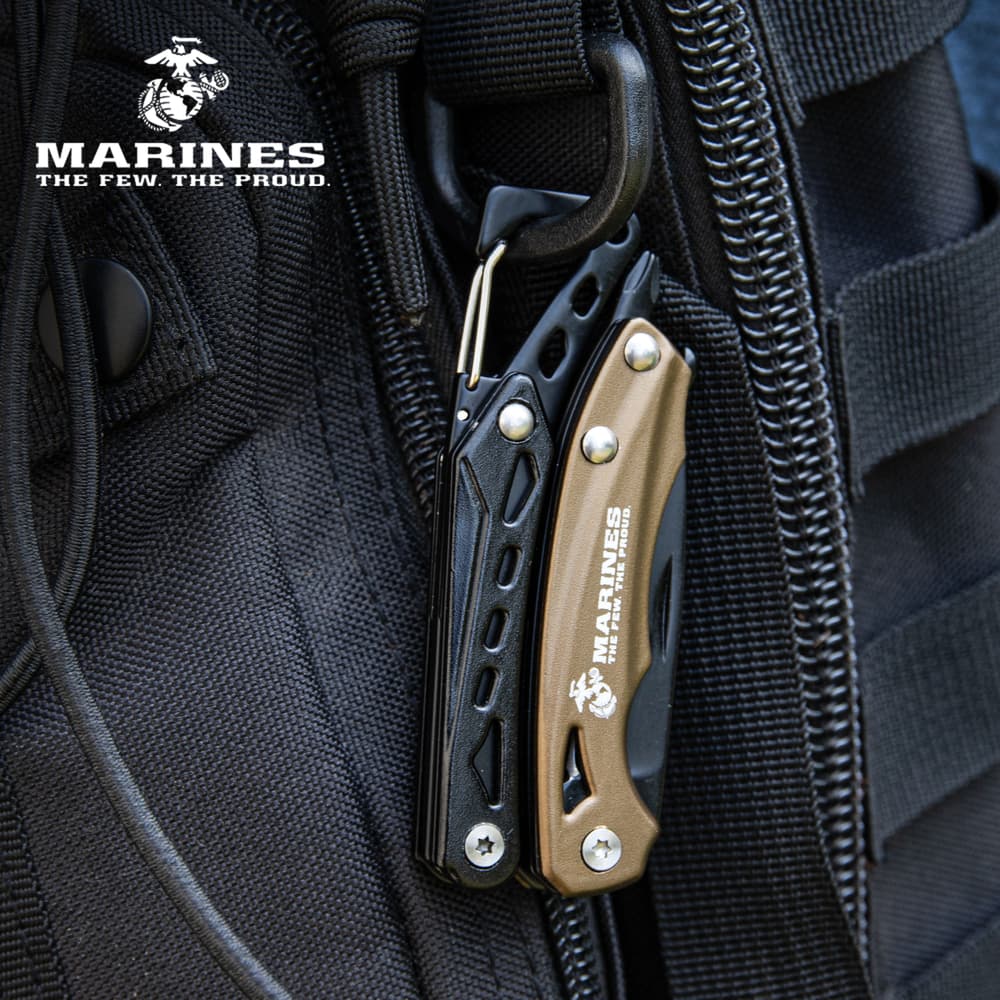The USMC Mult-Tool shown in hand for size reference image number 0