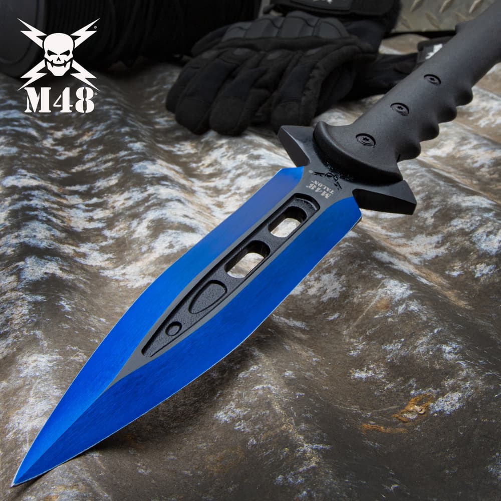 The M48 Kommando Blue Talon Survival Spear from United Cutlery measures in at a whopping 44 1/8” from end to end image number 0