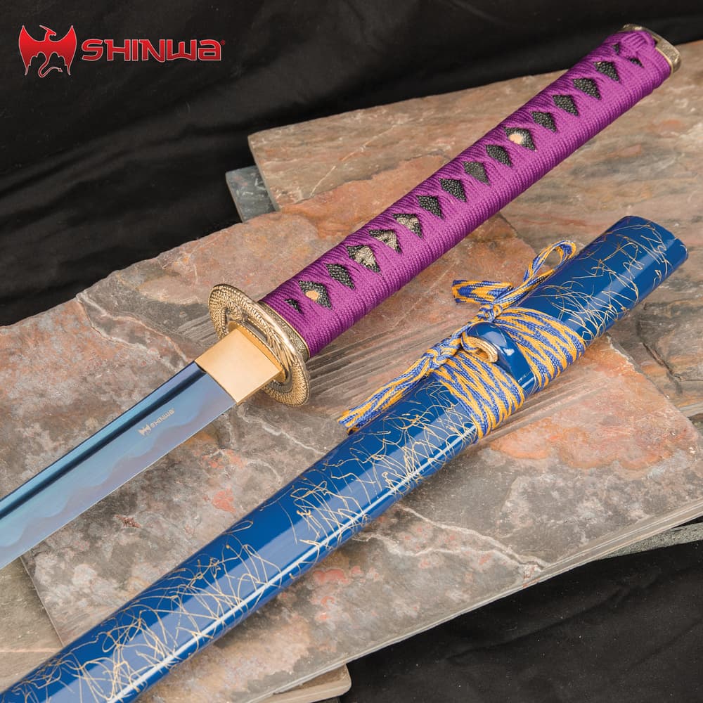 41" Fantasy Sword with Two Tone Blade Leather Sheath 