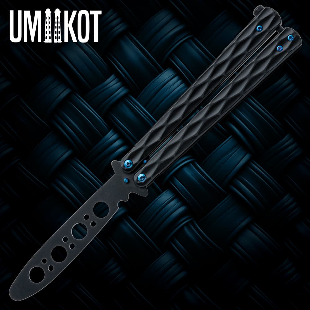 Full image of the Umiikot Butterfly Trainer. image number 0