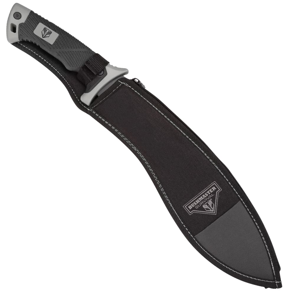Easily carry the 18” overall machete in its zippered, nylon belt sheath image number 1