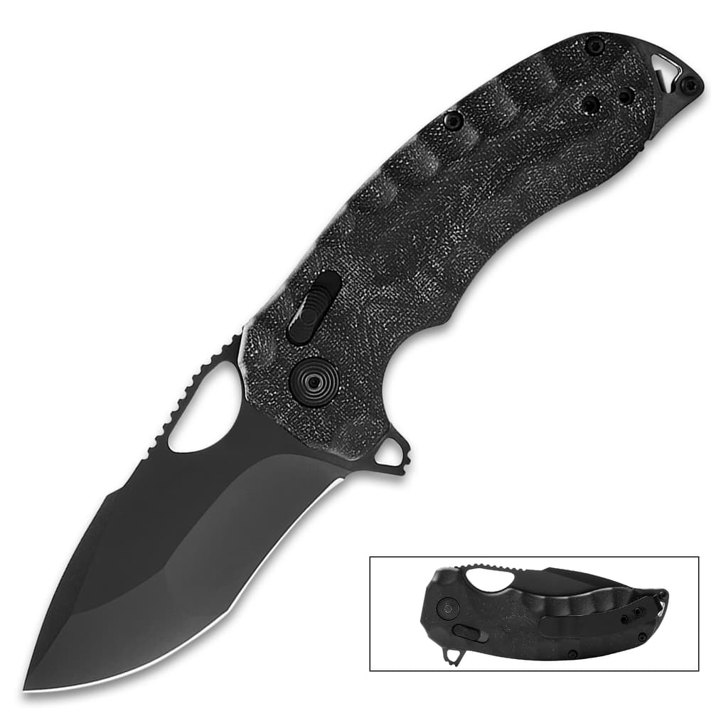 It has a 3” CTS-XHP premium steel blade with a black Cerakote finish, giving it corrosion-resistance and excellent edge-retention image number 1