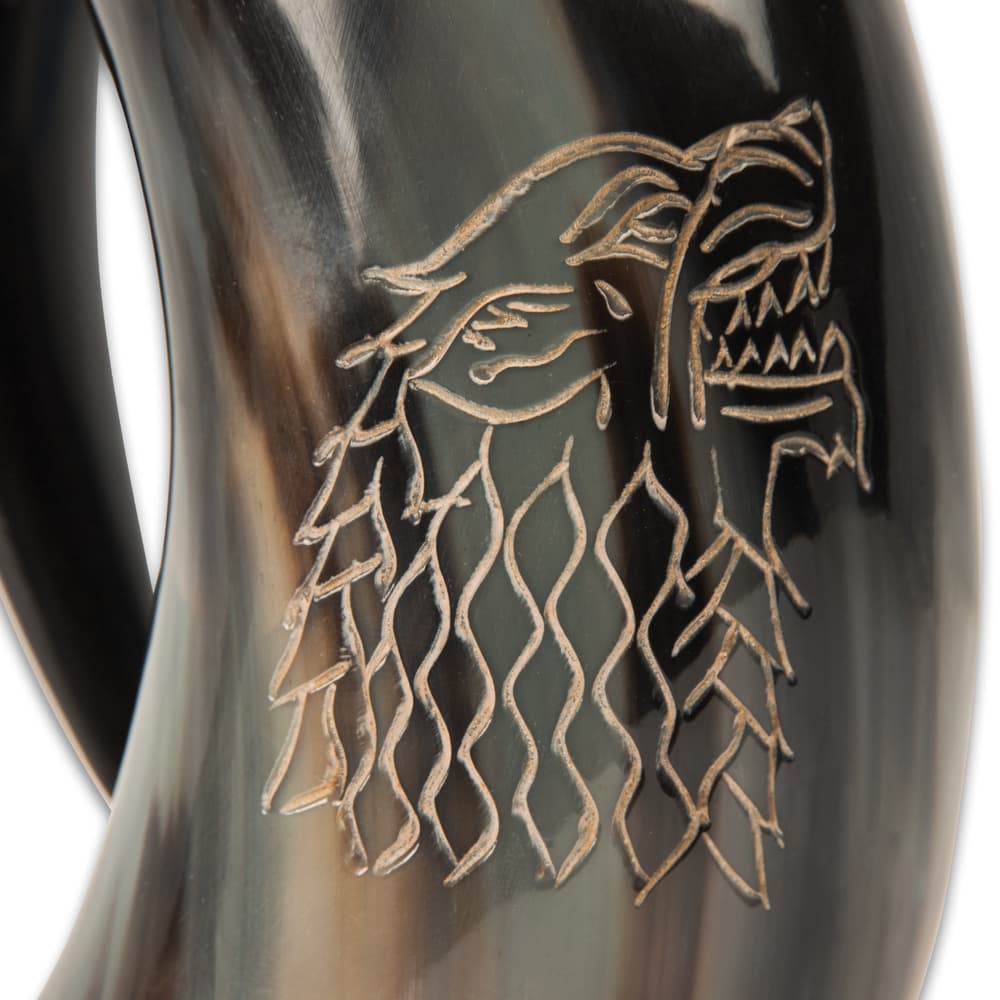 Hand carved wolf on genuine horn drinking horn image number 1