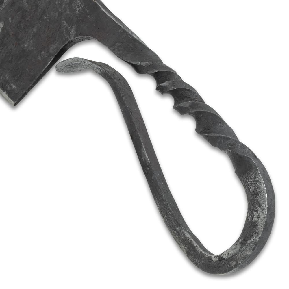 A detailed view of the cleaver's twisted handle image number 2
