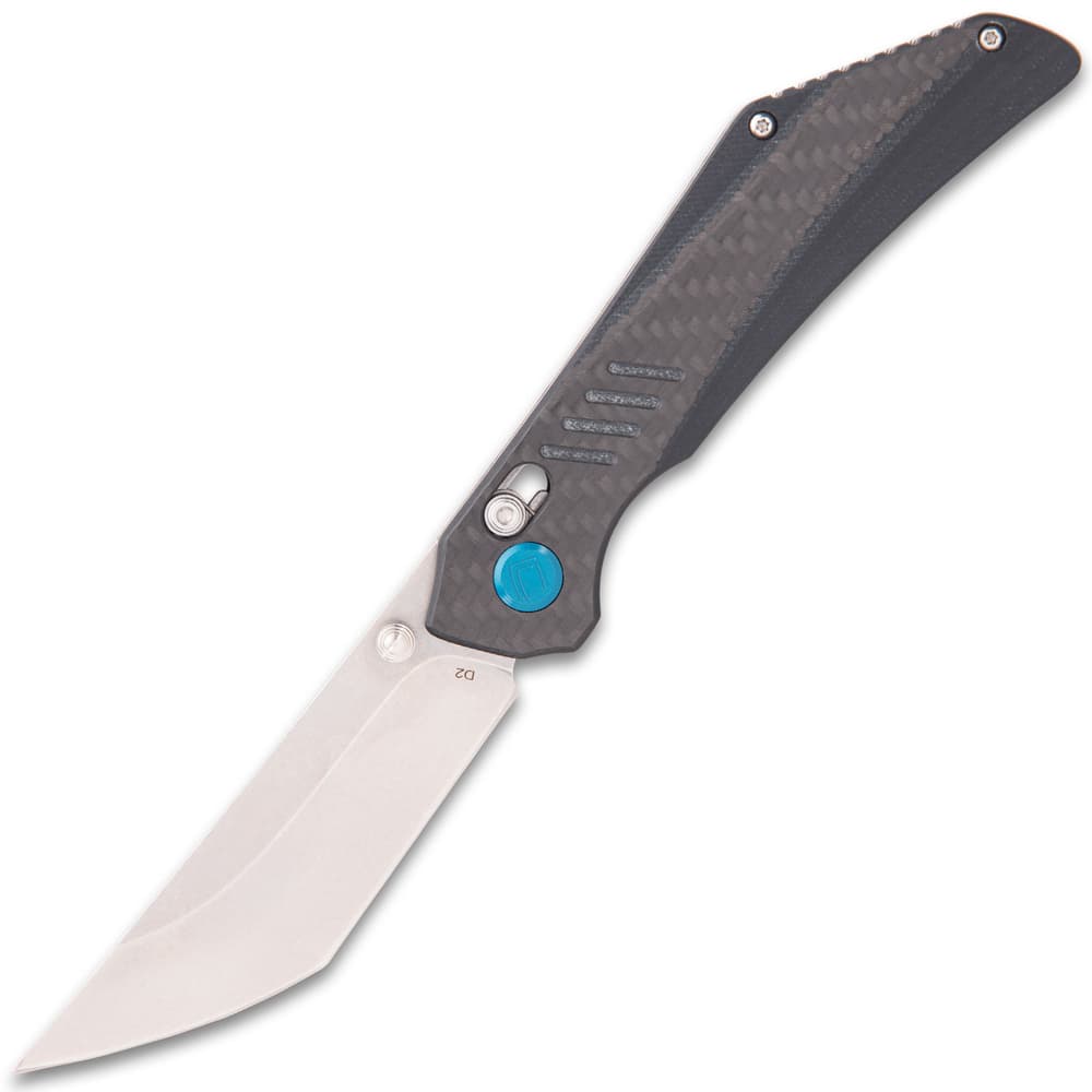 The knife has a 3 1/2” D2 tool steel blade, which can be deployed with ball-bearing opening and secured with a pivot lock image number 2