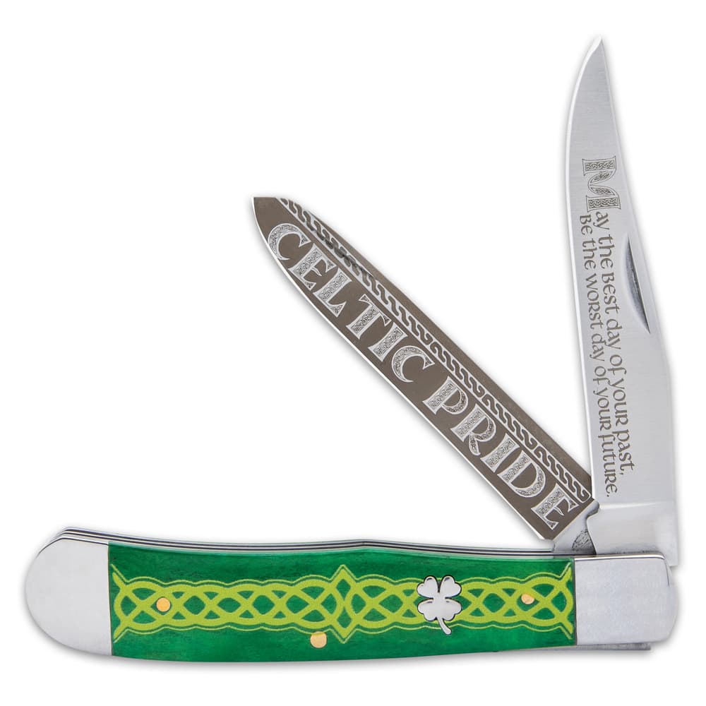The stainless steel blades are laser-etched with the words “Celtic Pride” and an Irish proverb image number 2