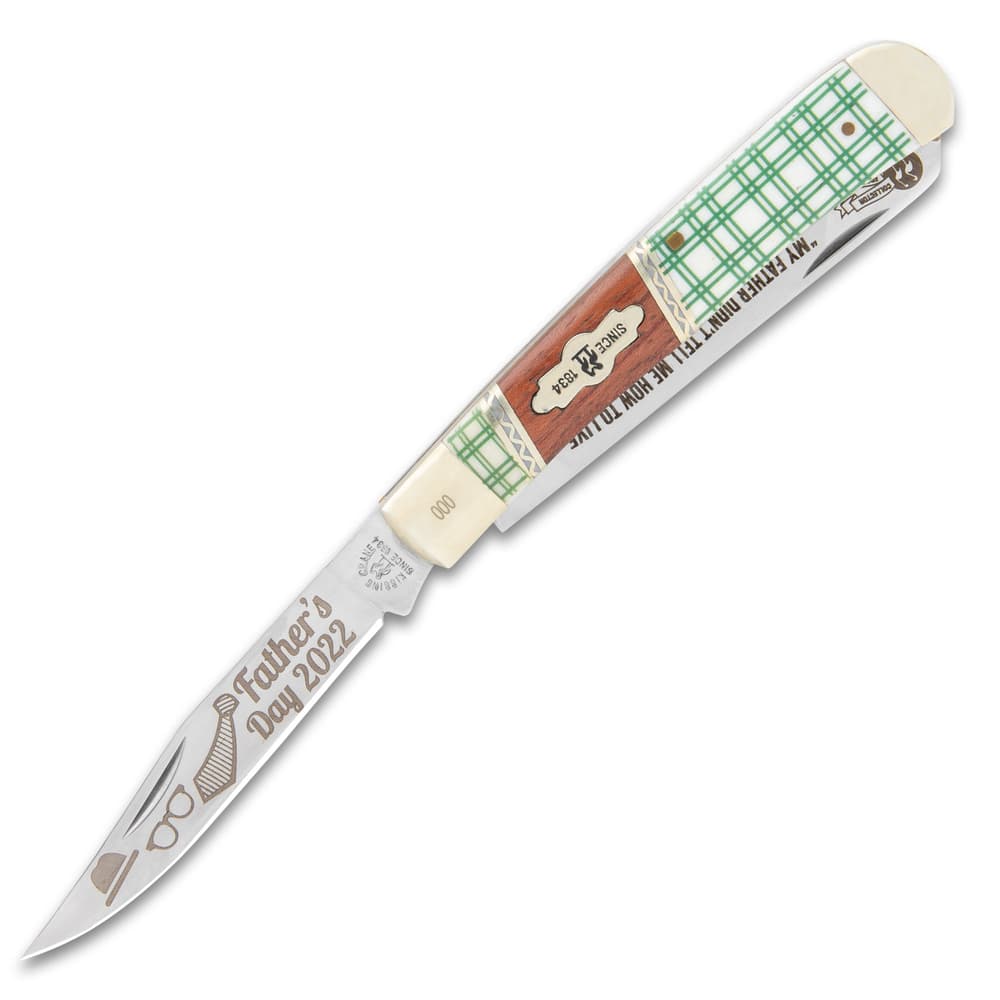 The pocket knife has two stainless steel blades that are etched with a Father’s Day message and 2022 Father’s Day artwork image number 2