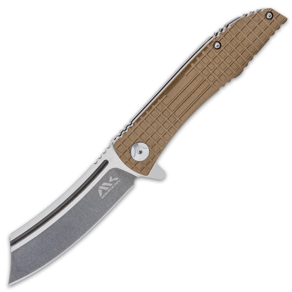 The tan handle scales are crafted of aluminum with a crosshatch pattern, making it lightweight and slip-free image number 2