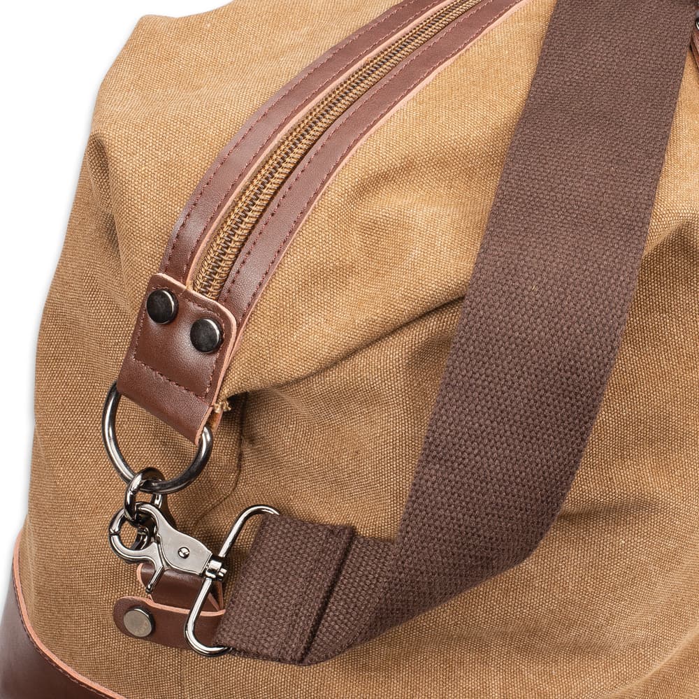 Outback Traveler Duffle Bag image number 2