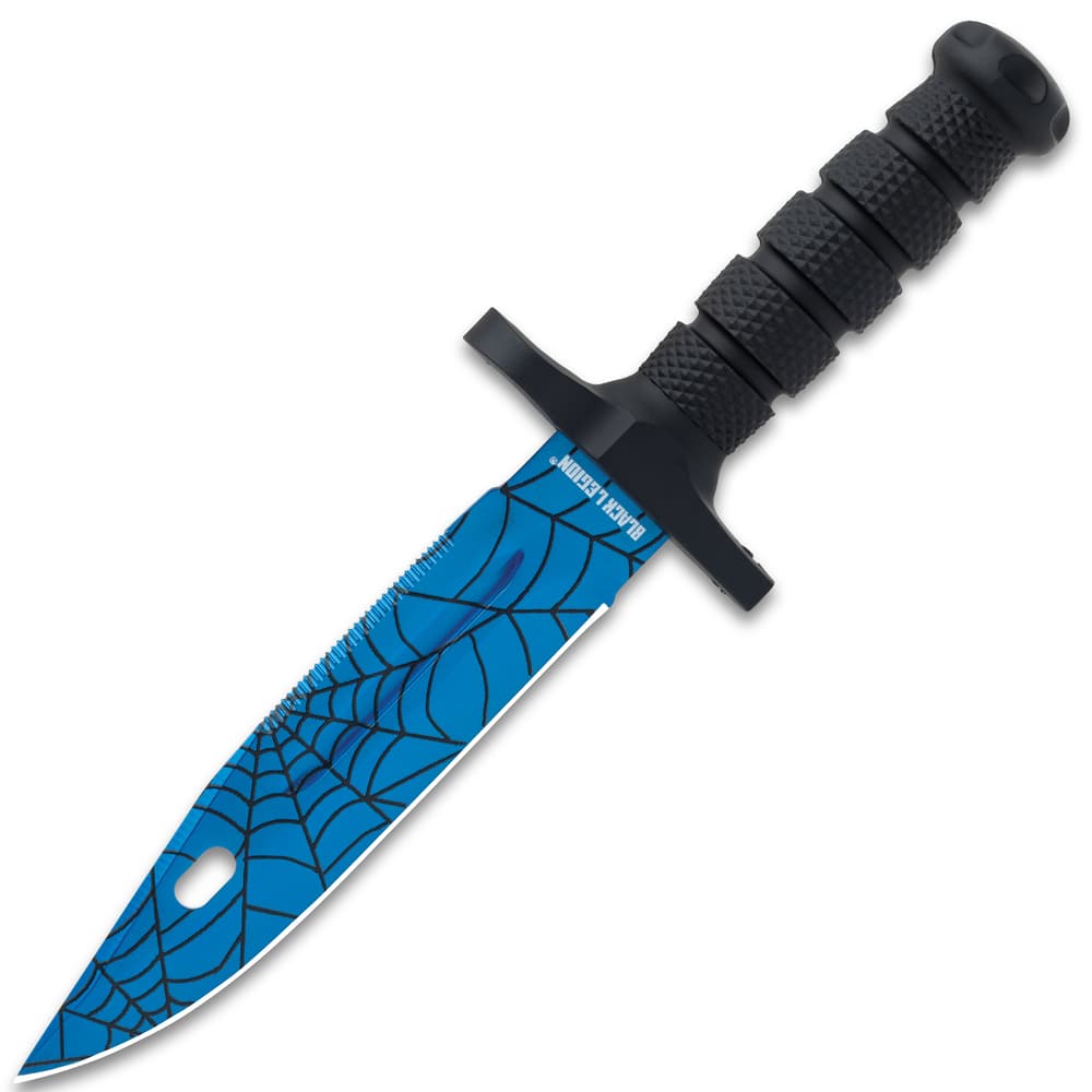 The fixed blade knife in the set image number 3