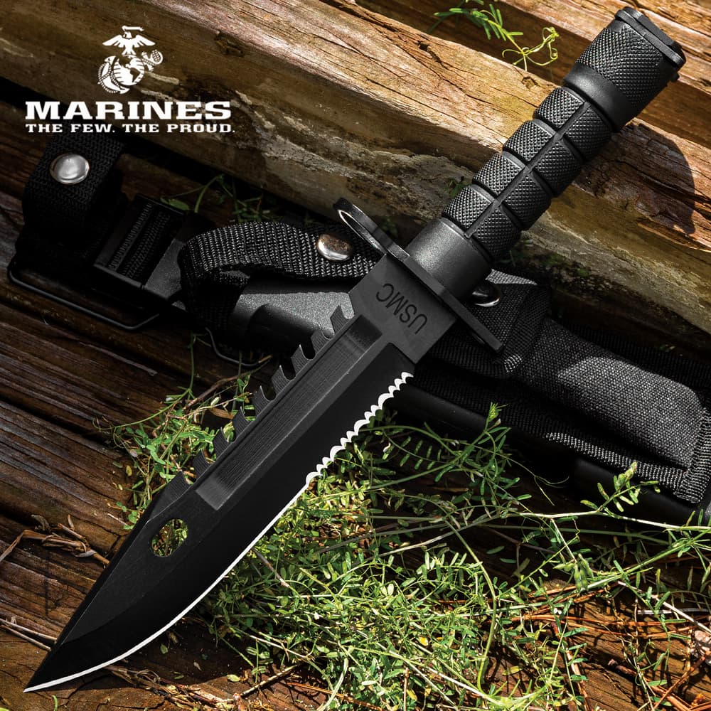 The 12” overall bayonet knife has a textured and deep-grooved, black TPU handle, offering a secure grip in any environment image number 3