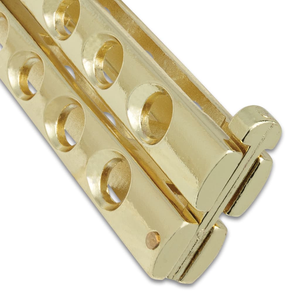 Detailed view of the high-polish gold finish handle with latch lock. image number 3