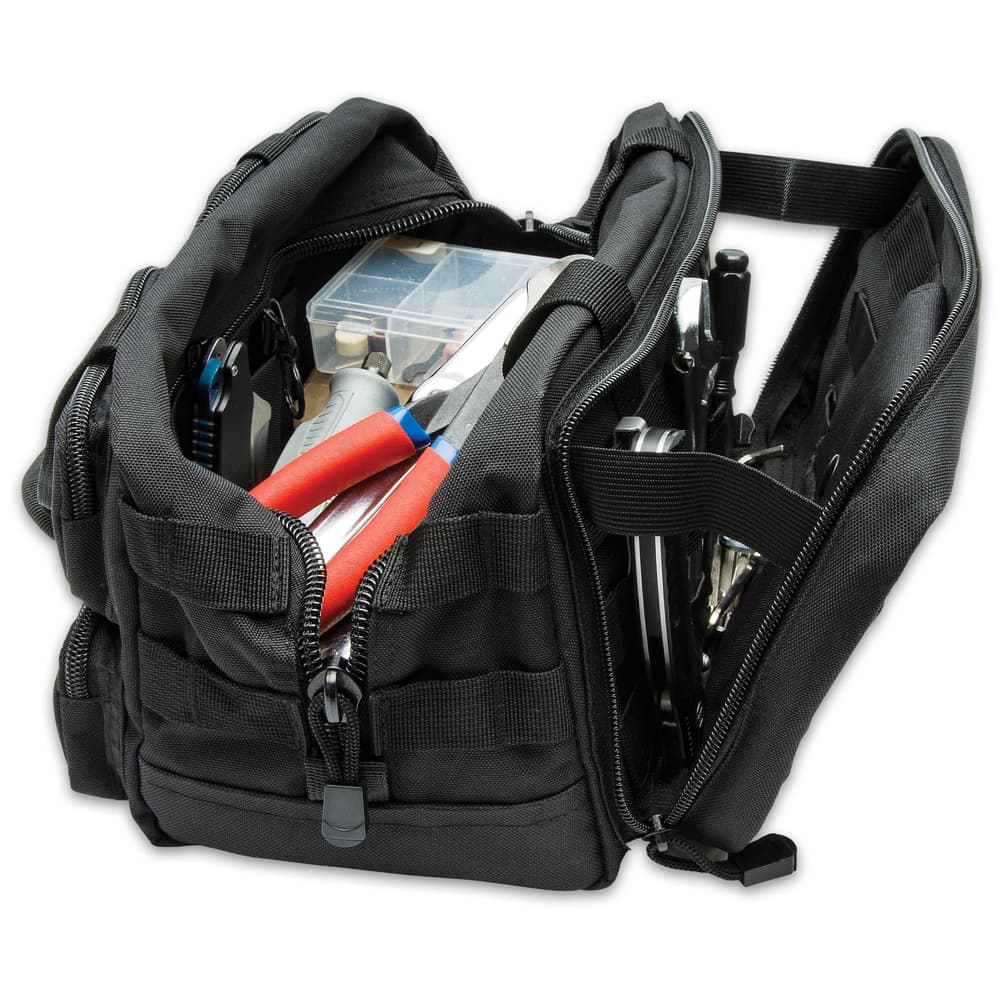 Taking the traditional military mechanic’s tool bag to a whole new level, it has lots of organized space to store your gear image number 3