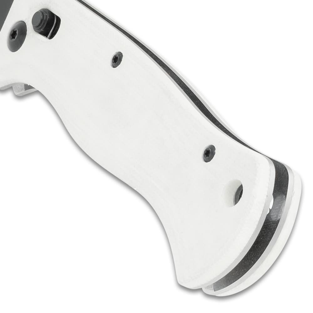 Close up image of the Pocket Knife handle. image number 4