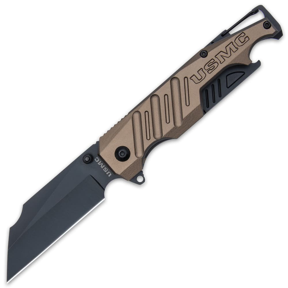 The officially licensed USMC Brewski Pocket Knife is a Marine’s ideal everyday carry knife with its extra, built-in features image number 5