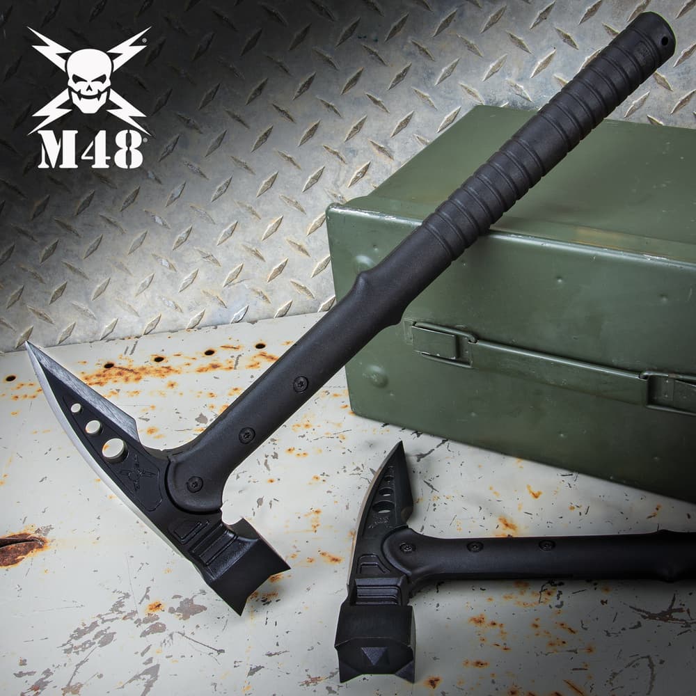 United M48 Tactical War Hammer With Vortec Sheath image number 0