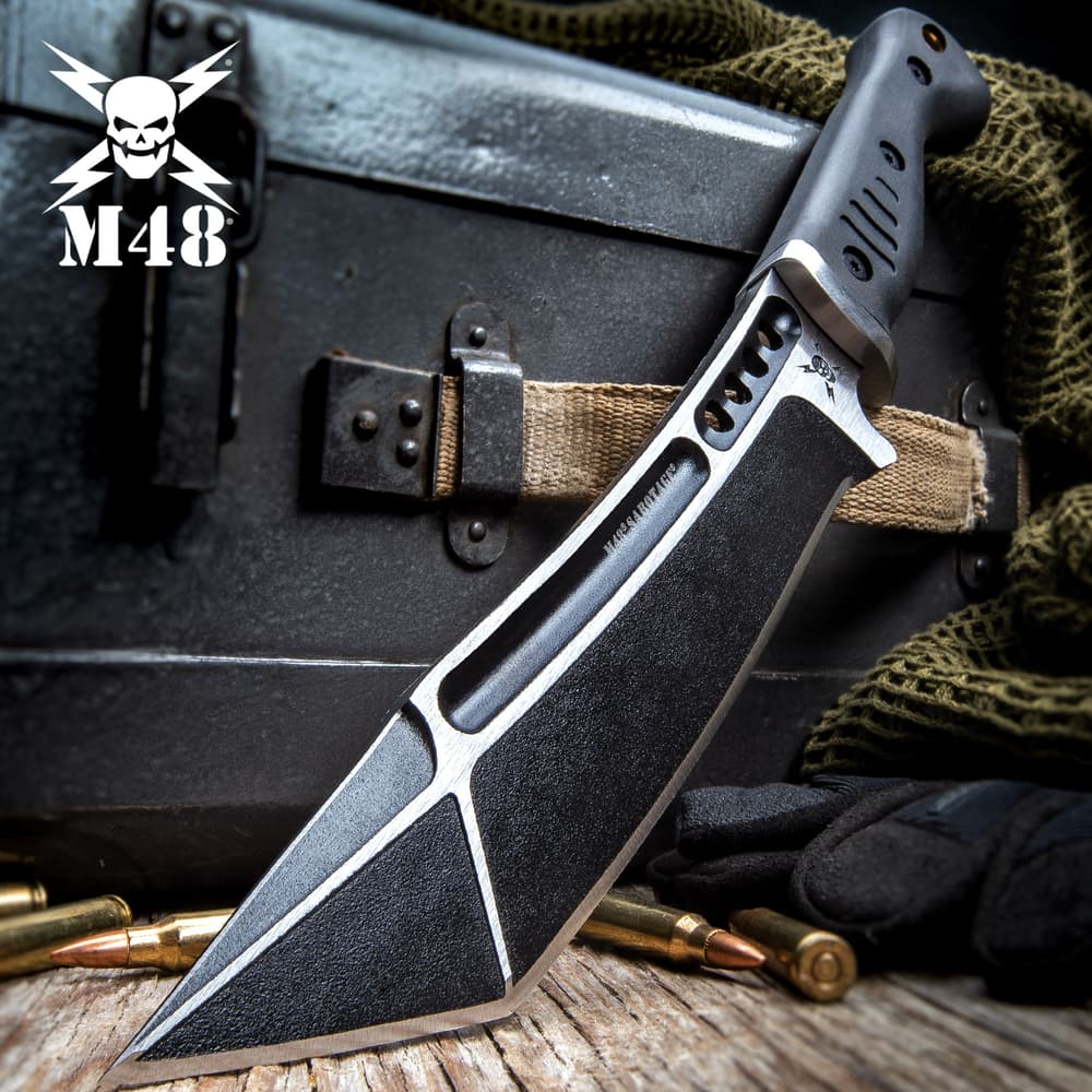 M48 Sabotage Tanto Fighter Knife image number 0
