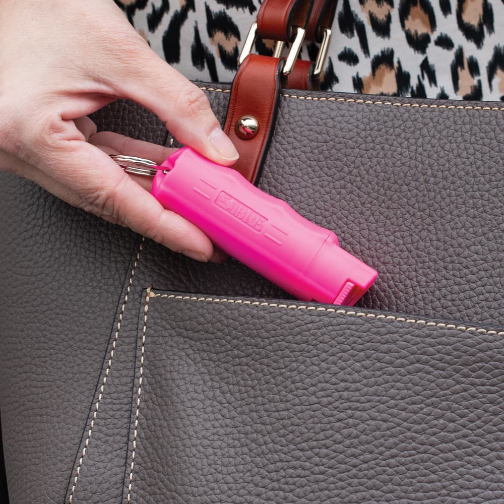 Sabre Pink Hardcase Three-In-One Pepper Spray – Quick Release Key