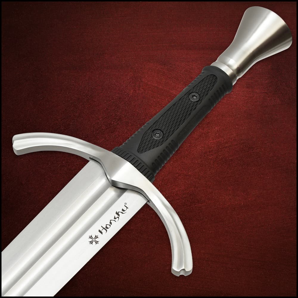 Honshu Single-Handed Broadsword and Scabbard at BUDK