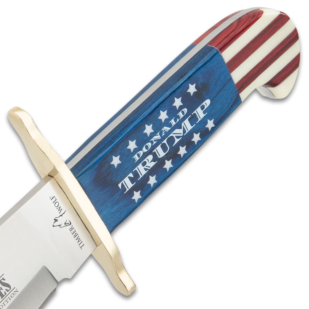 Timber Wolf Limited Edition Trump Bowie Knife And Sheath - Stainless Steel Blade, Wooden Handle Scales, Brass Guard - Length 16” image number 2