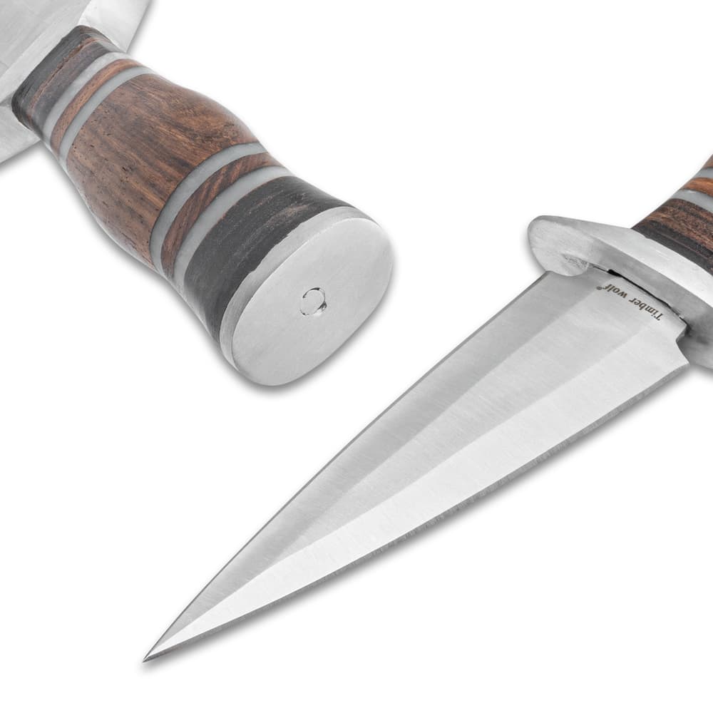 timber-wolf-dagger-handle-and-