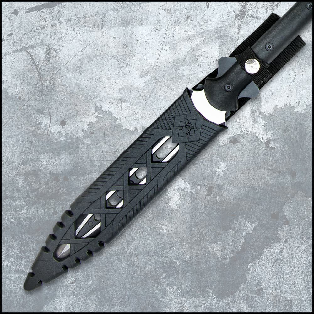M48 Magnum Spear | 10 3/4” stainless steel blade | 65 1/2” overall