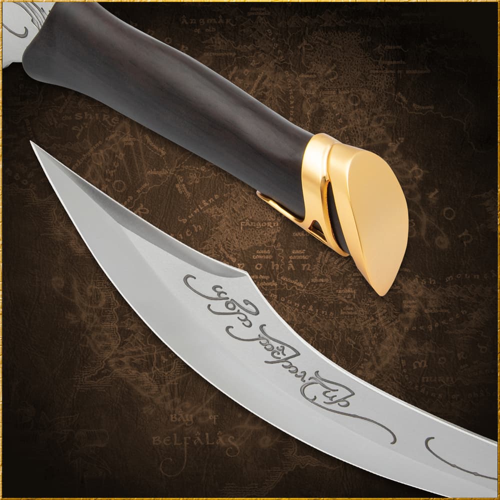 Close up image of the blade, handle, and pommel of the Elven Knife of Strider. image number 4