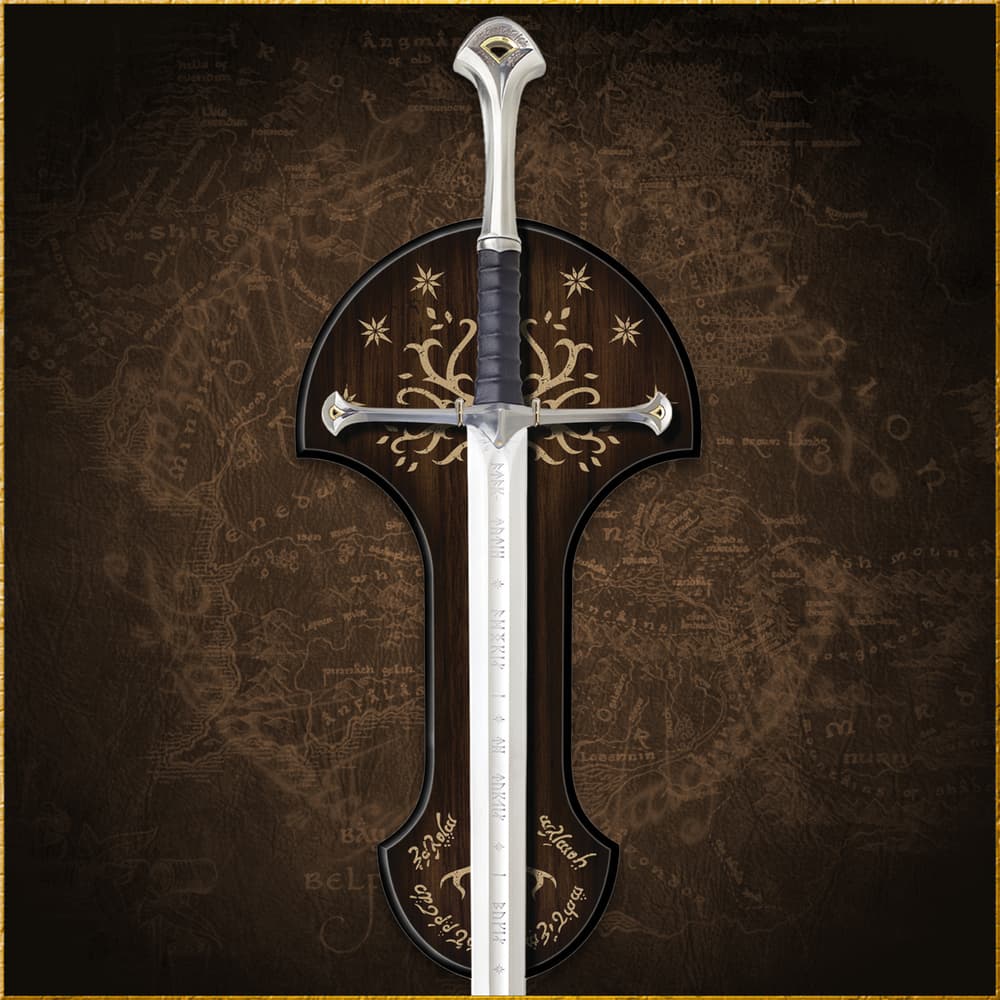 Close up detailed image of the pommel, handle, and hilt of King Elessar's Anduril Sword Replica image number 4