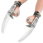Tomahawk Fantasy Skull Gauntlet Handspike 2 Pc. Set