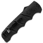 A view of the handle with its pocket clip