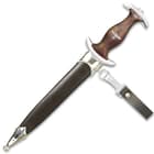 The scabbard has polished nickel mounts and dome-head steel screws and a leather hanger with retainer loop is included