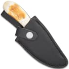 Coon Skinner Knife with Finger Grip and Leather Sheath