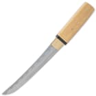 It has a hair-splitting sharp, 9 1/4” Damascus steel tanto blade, which extends from a brass habaki