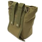 It has a 600 Denier polyester and 1000D Cordura nylon construction with a grommet drain hole