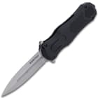 The liner lock knife has a razor-sharp, 3 1/5” stainless steel blade that can be quickly deployed using the flippers