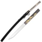 A hidden throwing knife with ornate handle is concealed within the samurai sword’s handle. 