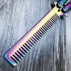Detailed view of the rainbow-colored stainless-steel comb of this trainer which takes the place of the blade.