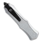 The Galaxy Dagger Automatic OTF has a pocket clip