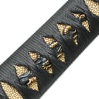 A detailed look at the decorative menuki 