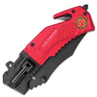 Measuring 5” closed, the red and black aluminum handle has a classic fire department medallion.