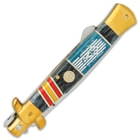 The handle scales are crafted of blue bone with the Mason emblem, black jigged bone and panels of red and yellow acrylic