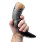 A view of the side of the drinking horn