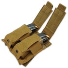 The hook and loop closure keeps the top flaps securely in place so that your magazines are secure