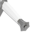 The fantasy short sword has a crown-style cast metal pommel